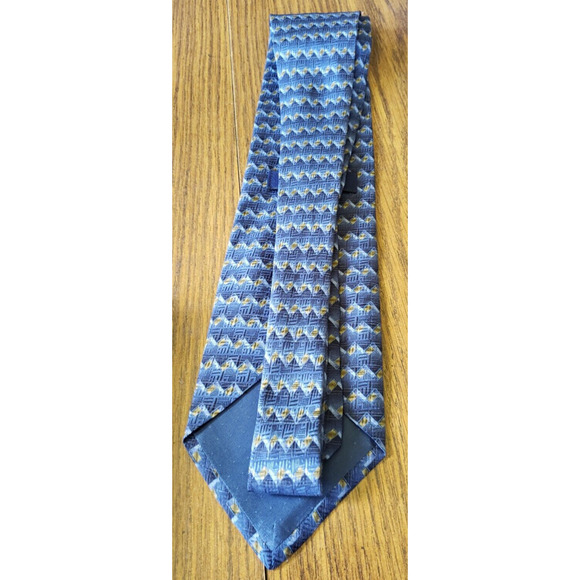 Van Heusen Blue and Gold Geometric Silk 4" X 60" Necktie Tie - Picture 4 of 7
